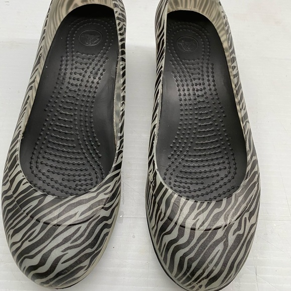 Crocs zebra print wedges W8 - Picture 1 of 8